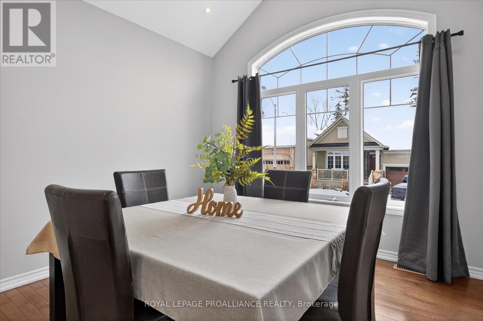 18 - 50 Lockside Drive, Peterborough (Otonabee Ward 1), Ontario  K9J 8T1 - Photo 8 - X12909898