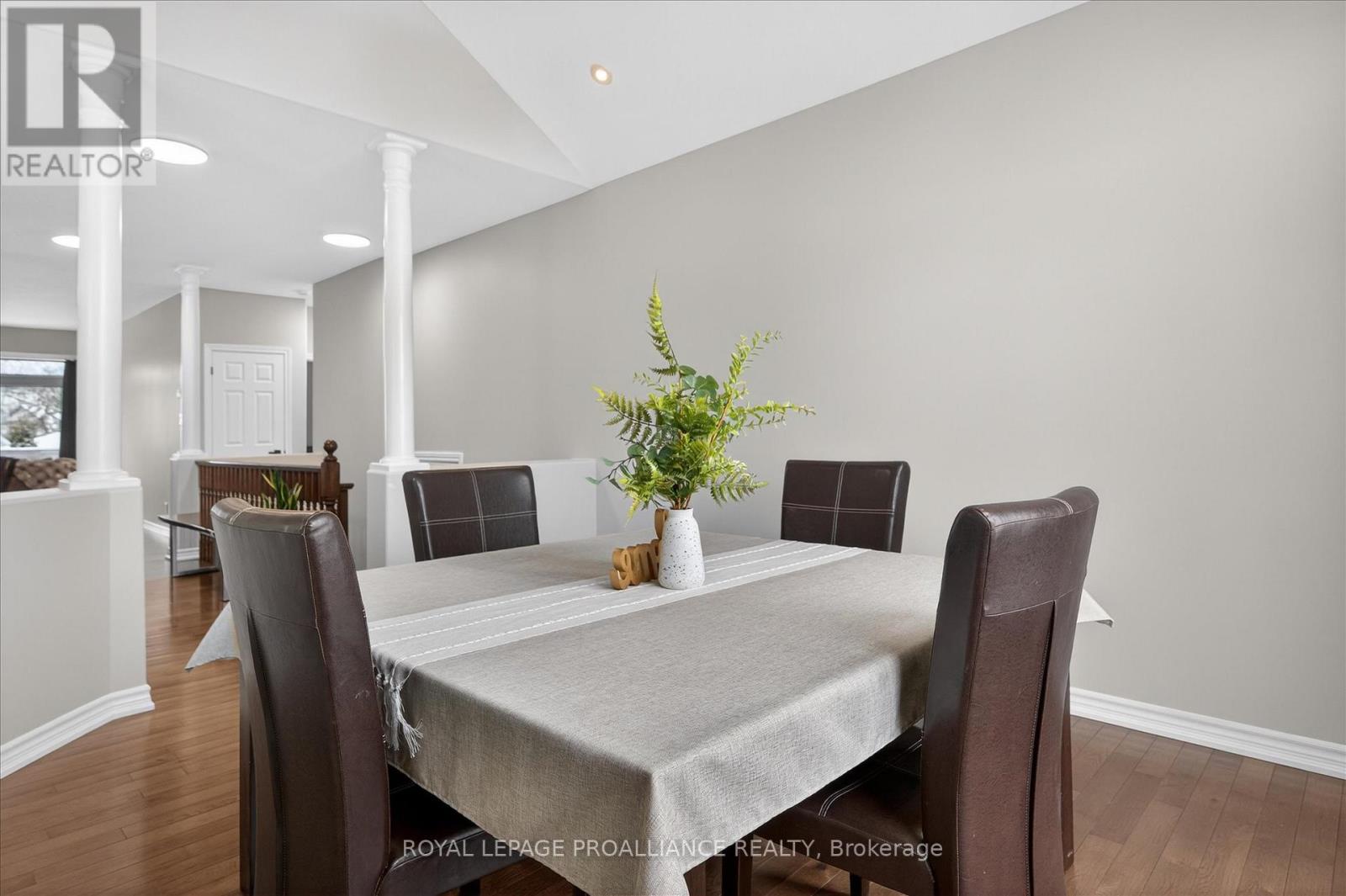 18 - 50 Lockside Drive, Peterborough (Otonabee Ward 1), Ontario  K9J 8T1 - Photo 9 - X12909898