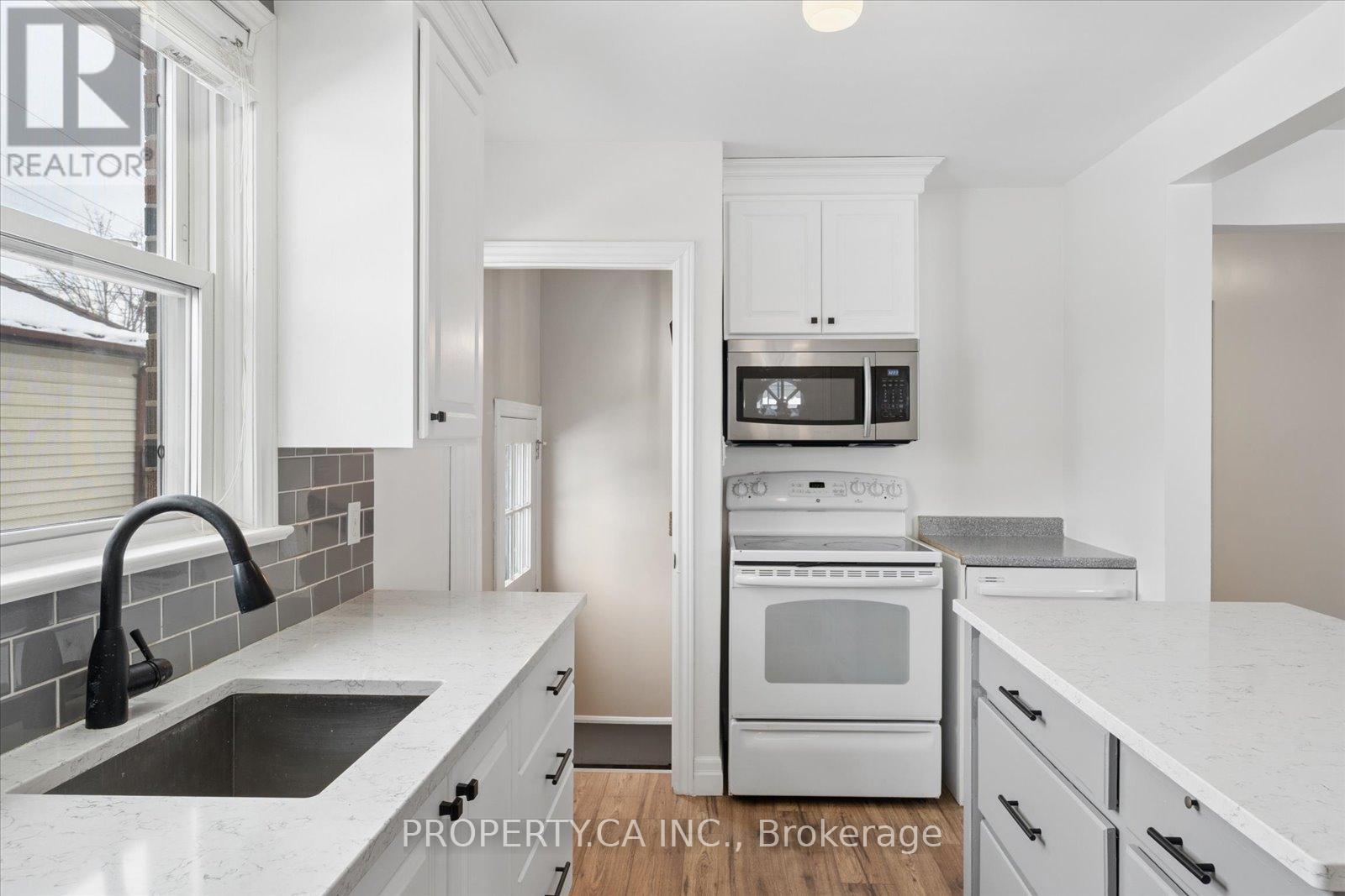 606 St Catherine Street, Peterborough (Otonabee Ward 1), Ontario  K9J 4Z5 - Photo 11 - X12909718