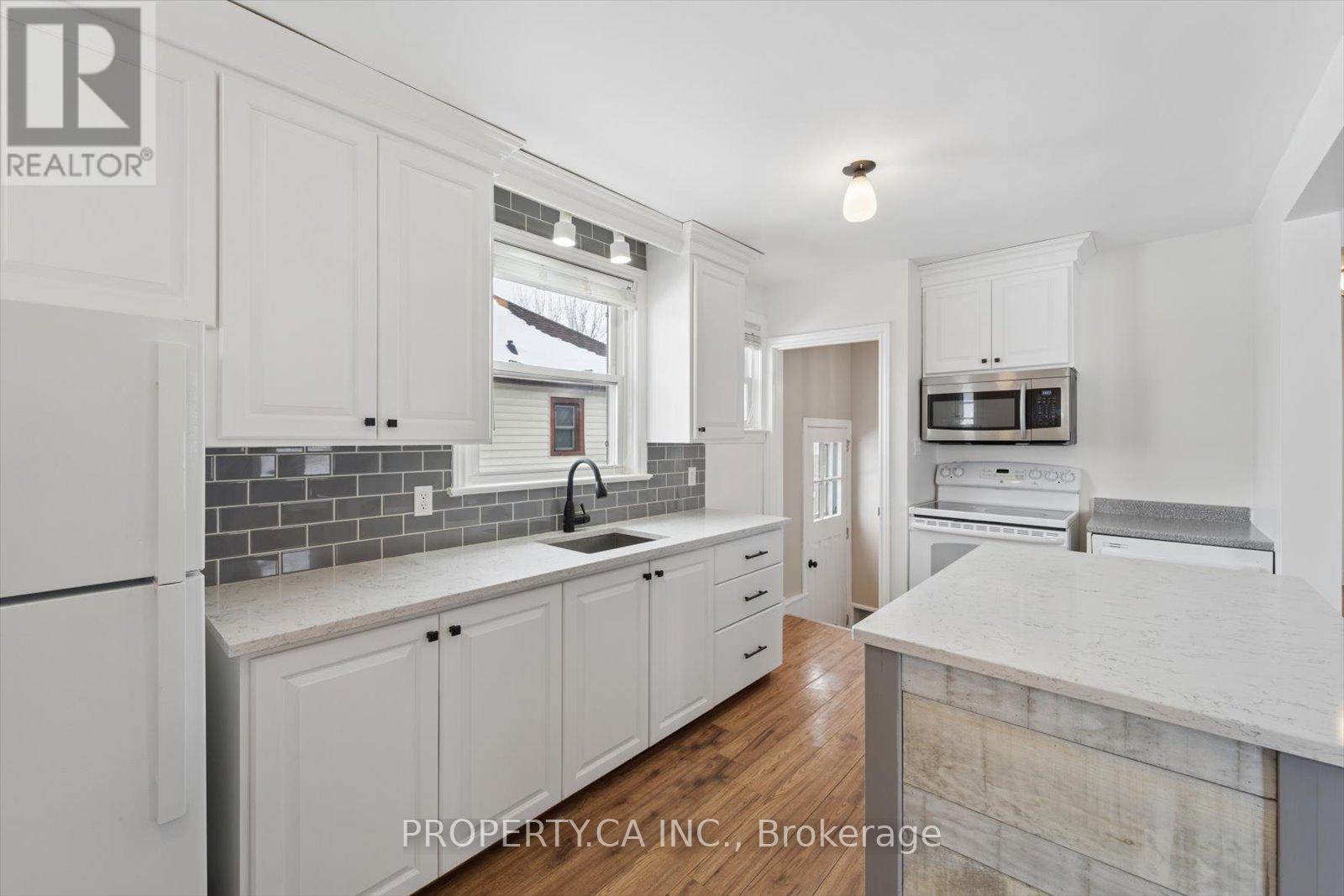 606 St Catherine Street, Peterborough (Otonabee Ward 1), Ontario  K9J 4Z5 - Photo 12 - X12909718