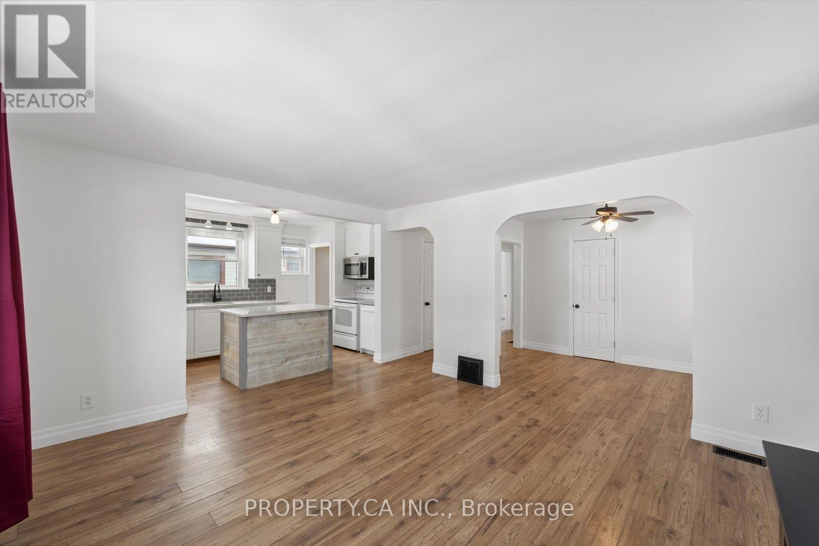 606 St Catherine Street, Peterborough (Otonabee Ward 1), Ontario  K9J 4Z5 - Photo 5 - X12909718