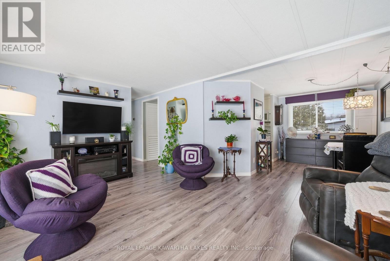 21 Cedar Street, Kawartha Lakes (Fenelon), Ontario  K9V 4R1 - Photo 10 - X12910058