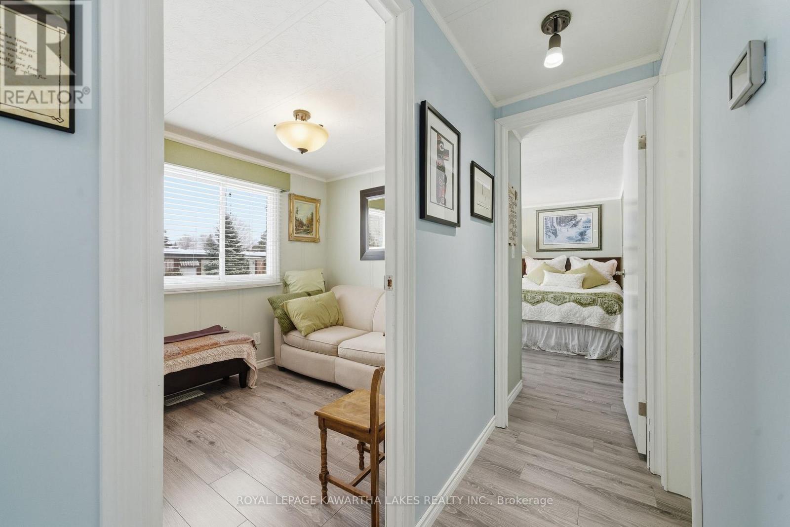 21 Cedar Street, Kawartha Lakes (Fenelon), Ontario  K9V 4R1 - Photo 28 - X12910058