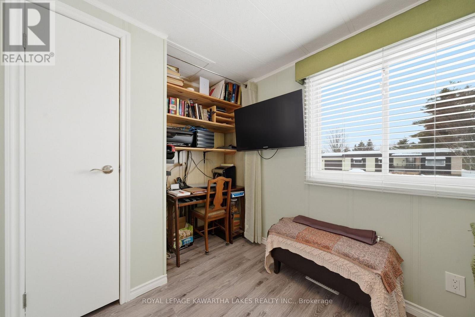 21 Cedar Street, Kawartha Lakes (Fenelon), Ontario  K9V 4R1 - Photo 30 - X12910058