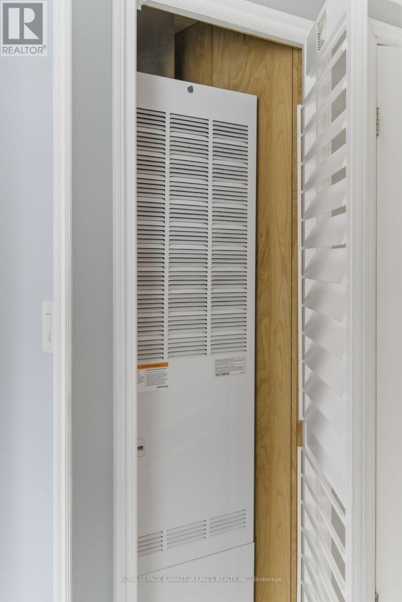 21 Cedar Street, Kawartha Lakes (Fenelon), Ontario  K9V 4R1 - Photo 35 - X12910058