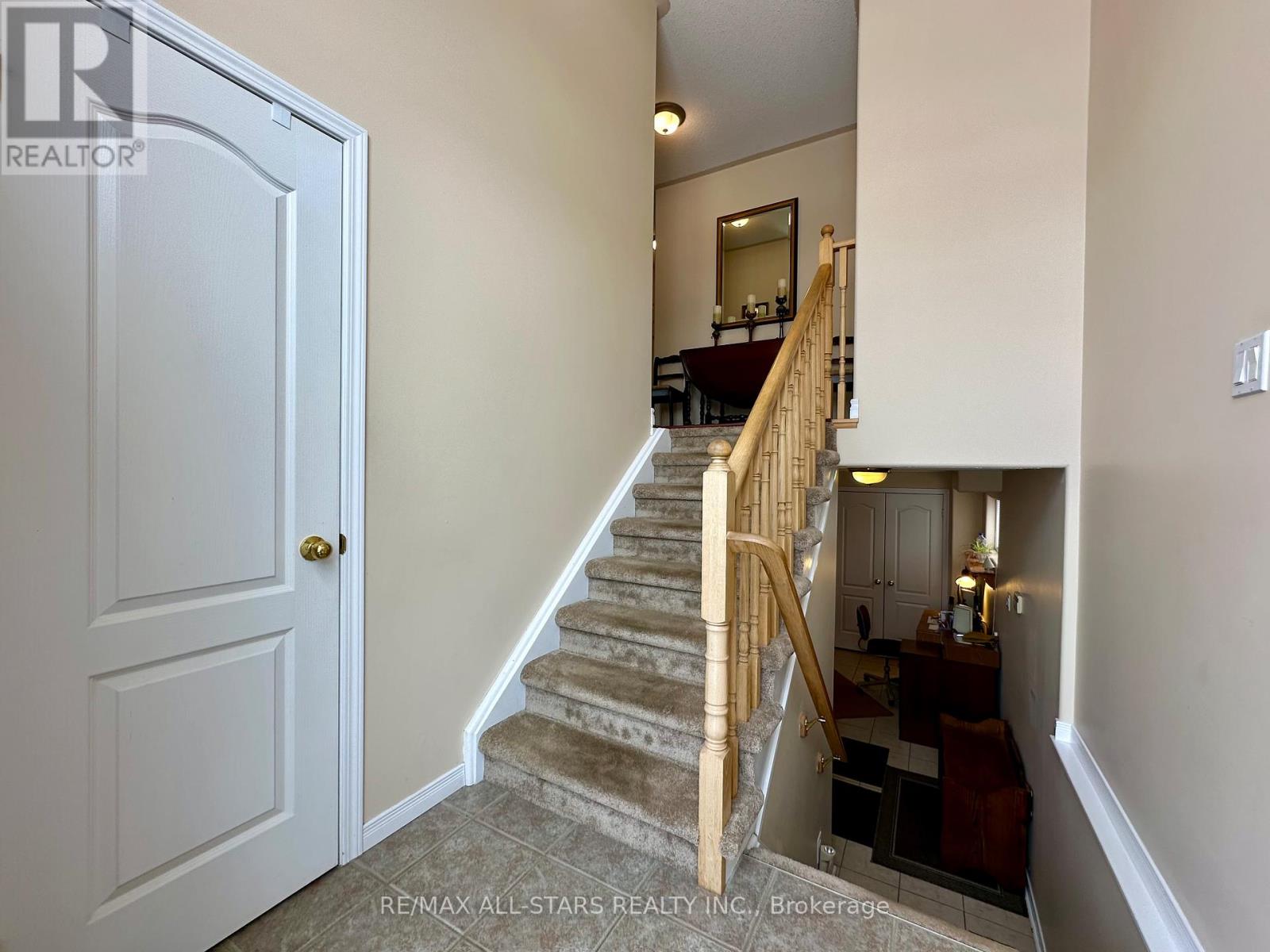 478 Abound Crescent, Peterborough (Ashburnham Ward 4), Ontario  K0L 2H0 - Photo 2 - X12910332