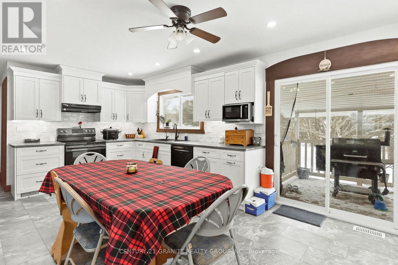 5166 Boulter Road, Carlow/mayo (Mayo Ward), Ontario  K0L 1G0 - Photo 11 - X12910888