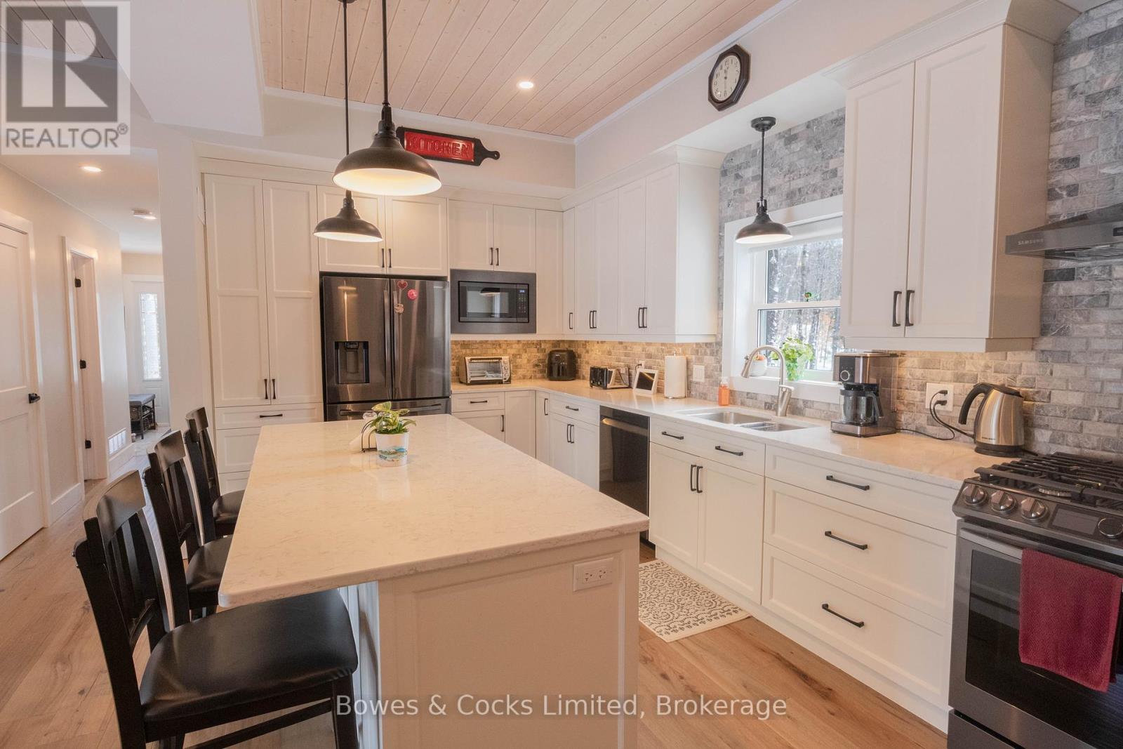 144 Blue Heron Lane, North Kawartha, Ontario  K0L 1A0 - Photo 18 - X12910896