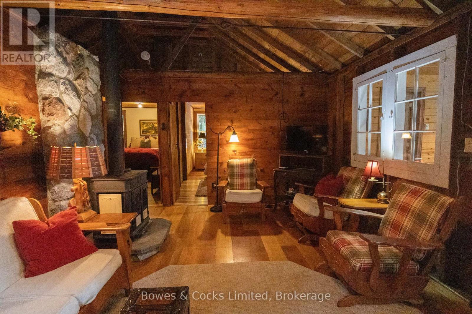 408 Couchs Road, North Kawartha, Ontario  K0L 1A0 - Photo 15 - X12910910