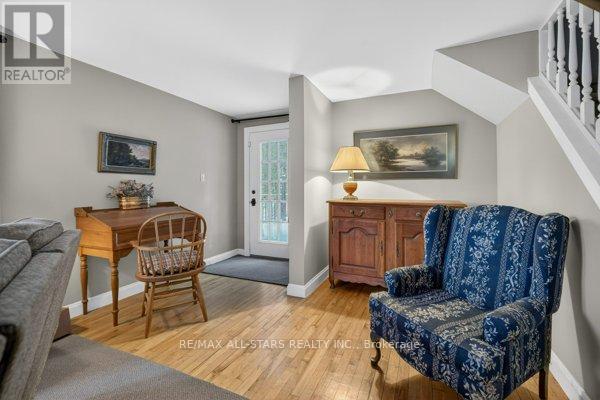 421 Hayes Line, Cavan Monaghan (Cavan Twp), Ontario  K0L 2W0 - Photo 4 - X12910990