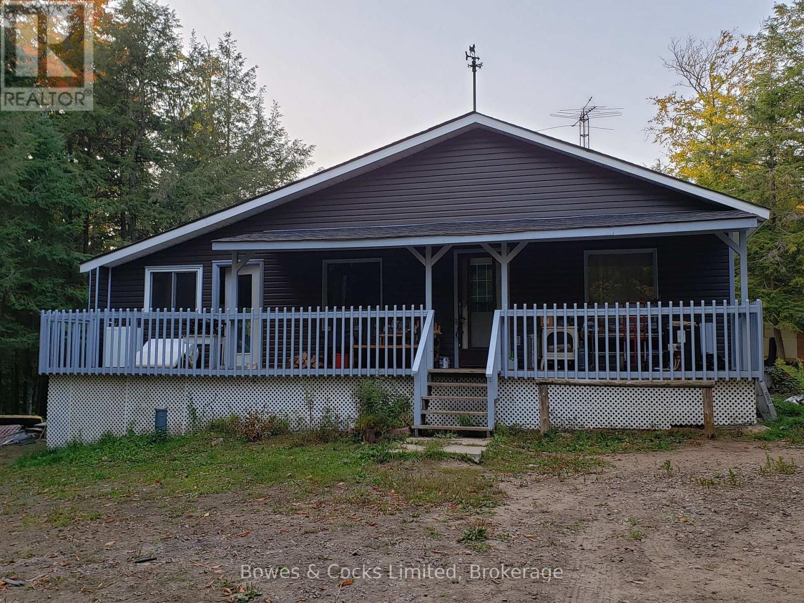 246 Hickey Trail, Hastings Highlands (Herschel Ward), Ontario  K0L 1C0 - Photo 2 - X12911906
