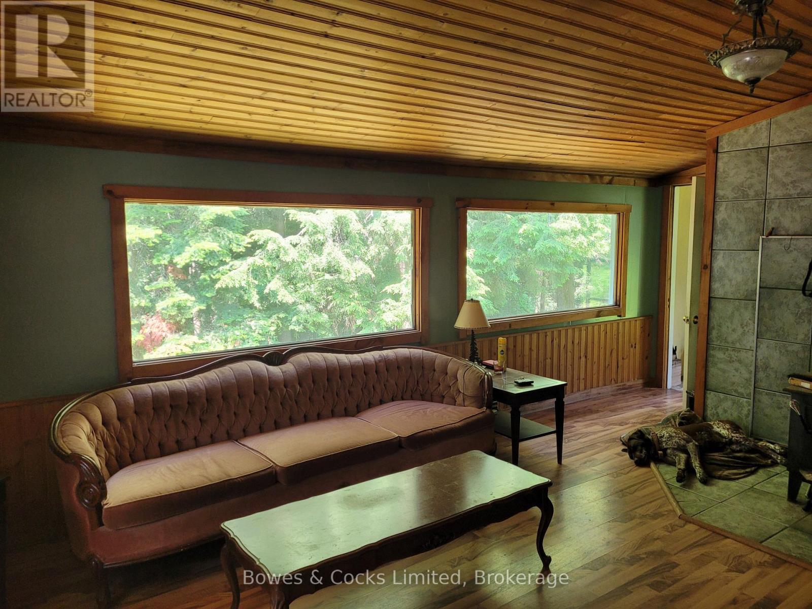 246 Hickey Trail, Hastings Highlands (Herschel Ward), Ontario  K0L 1C0 - Photo 7 - X12911906