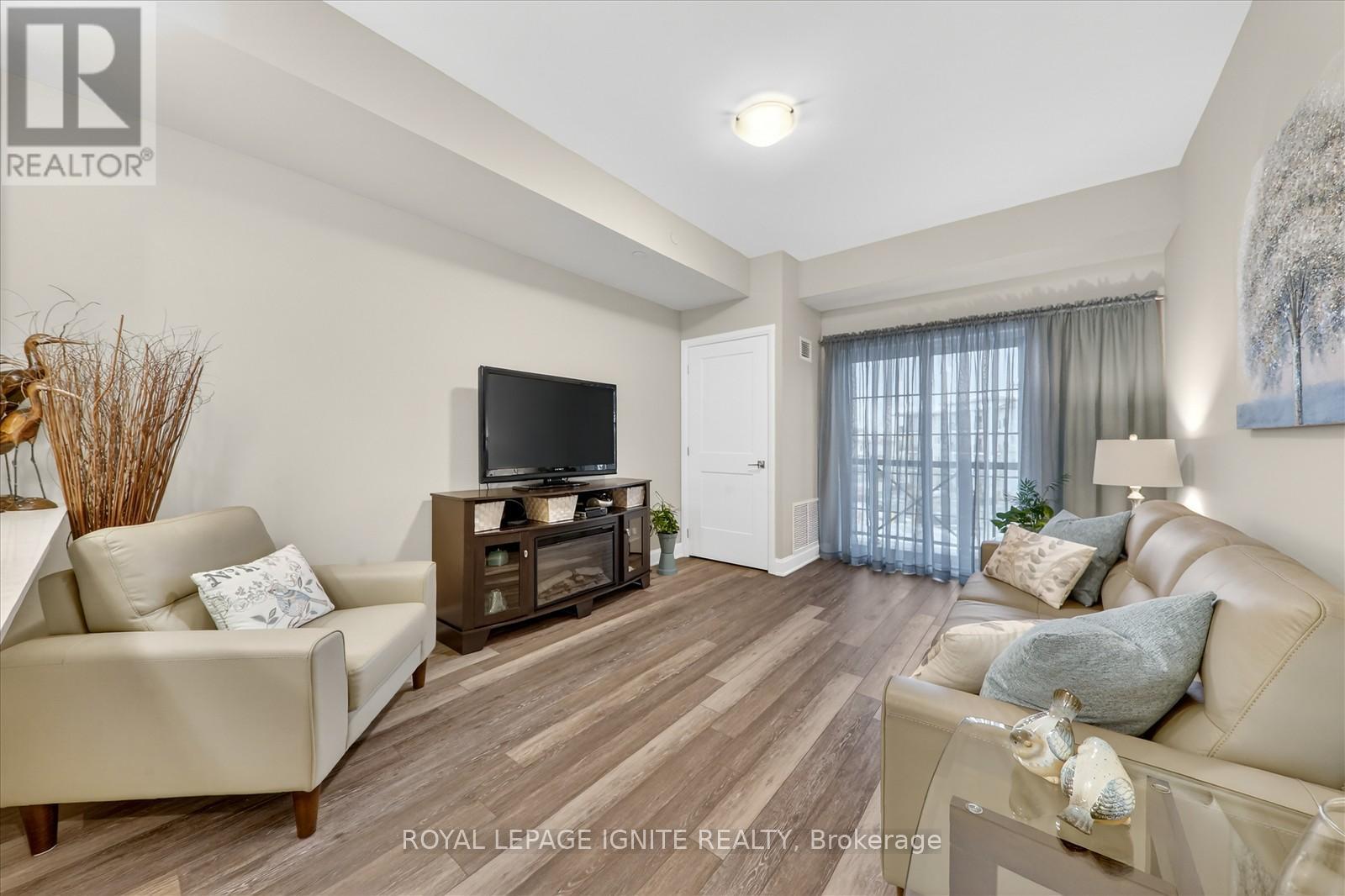 323 - 50 Lakebreeze Drive, Clarington (Newcastle), Ontario  L1B 0V9 - Photo 12 - E12912322