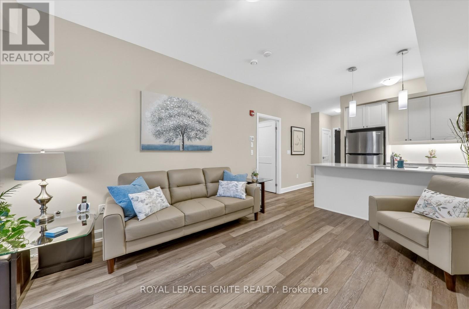 323 - 50 Lakebreeze Drive, Clarington (Newcastle), Ontario  L1B 0V9 - Photo 13 - E12912322