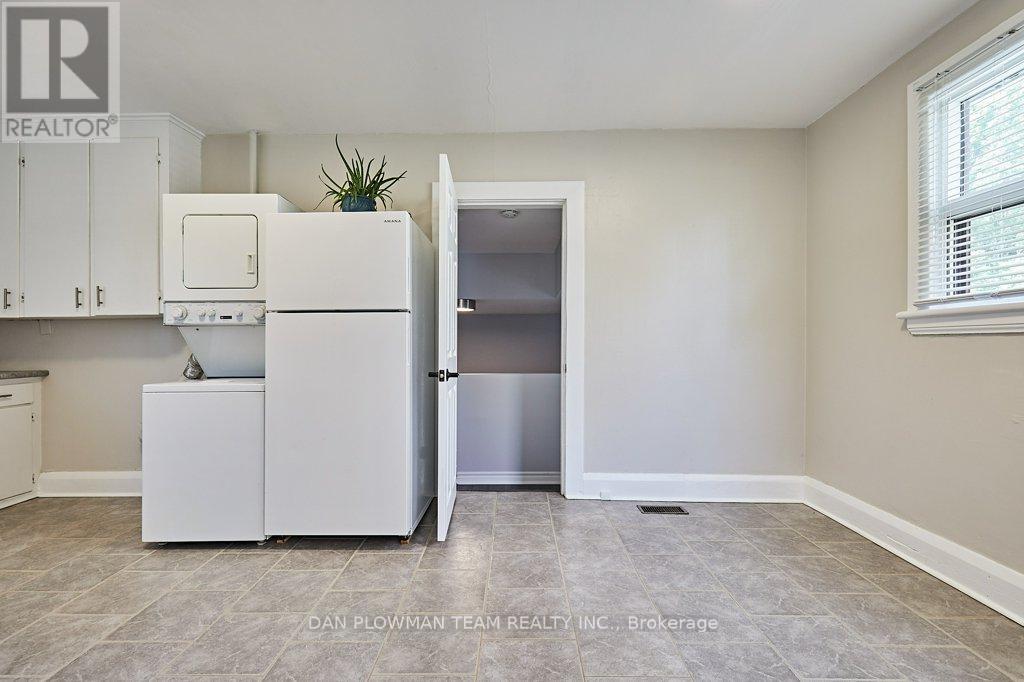 20 Queen Street, Kawartha Lakes (Lindsay), Ontario  K9V 1E9 - Photo 14 - X12912390