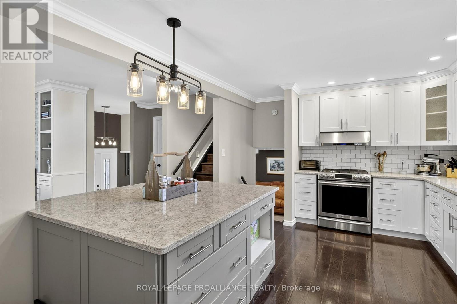 49 Trent Drive, Trent Hills (Campbellford), Ontario  K0L 1L0 - Photo 12 - X12913046