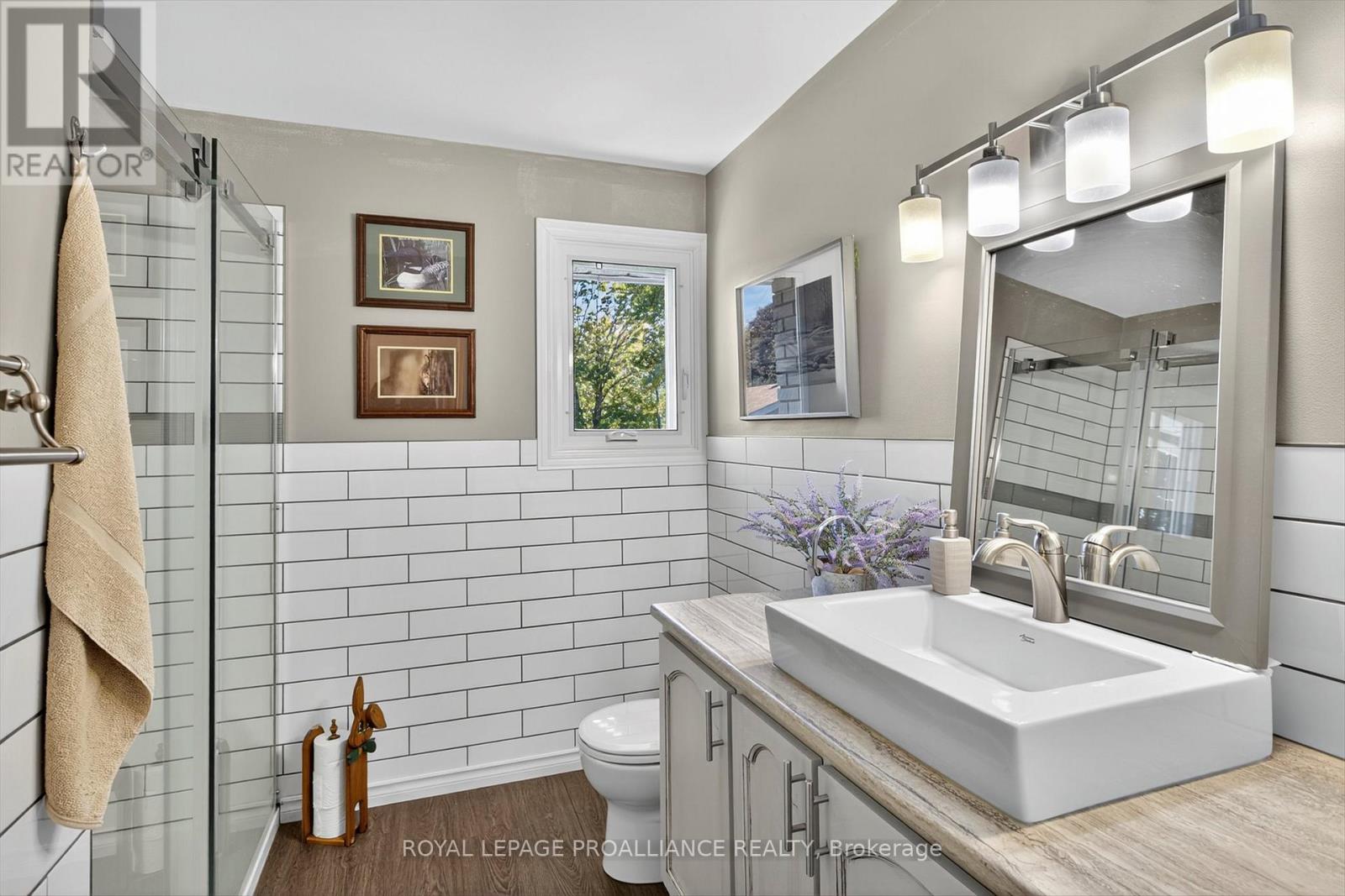 49 Trent Drive, Trent Hills (Campbellford), Ontario  K0L 1L0 - Photo 19 - X12913046