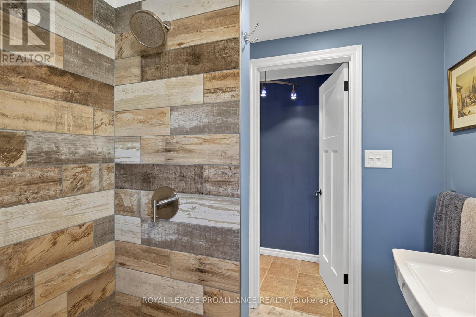 49 Trent Drive, Trent Hills (Campbellford), Ontario  K0L 1L0 - Photo 36 - X12913046