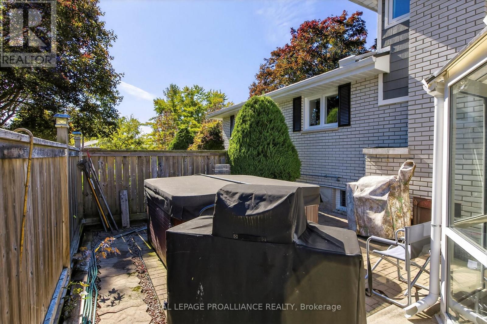 49 Trent Drive, Trent Hills (Campbellford), Ontario  K0L 1L0 - Photo 47 - X12913046