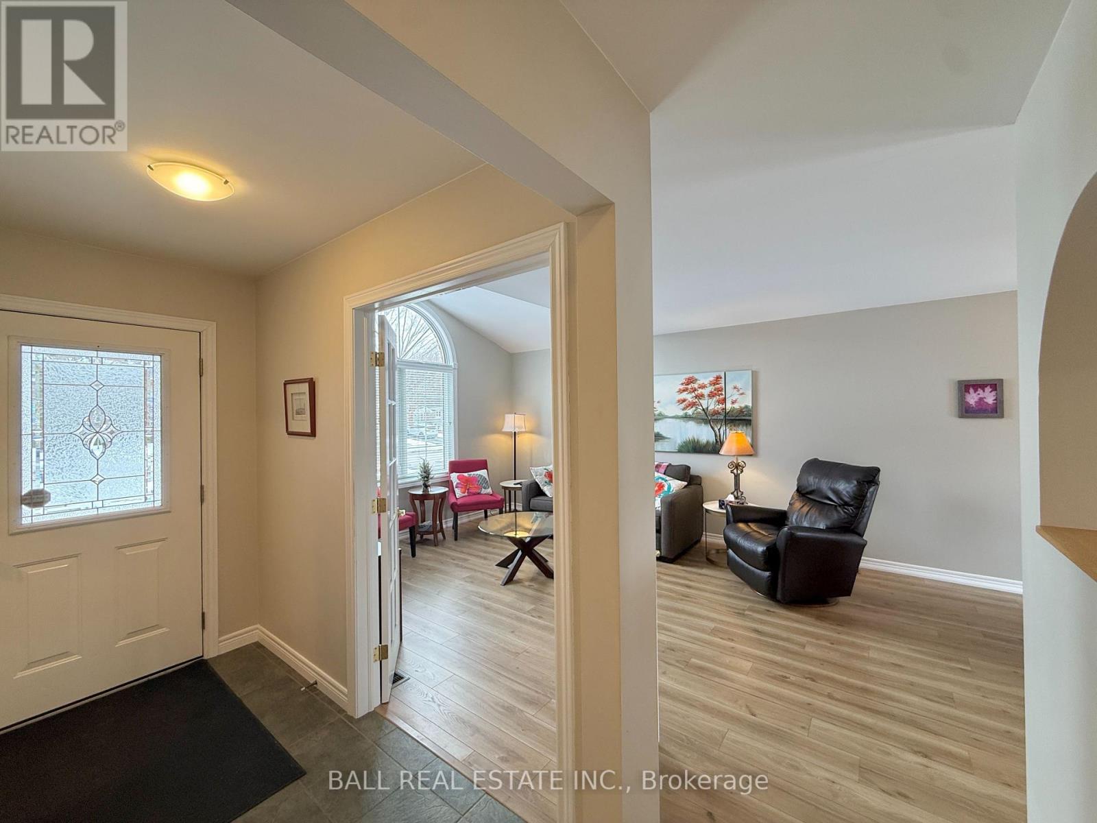 9 Francis Street, Selwyn, Ontario  K0L 2H0 - Photo 10 - X12913104