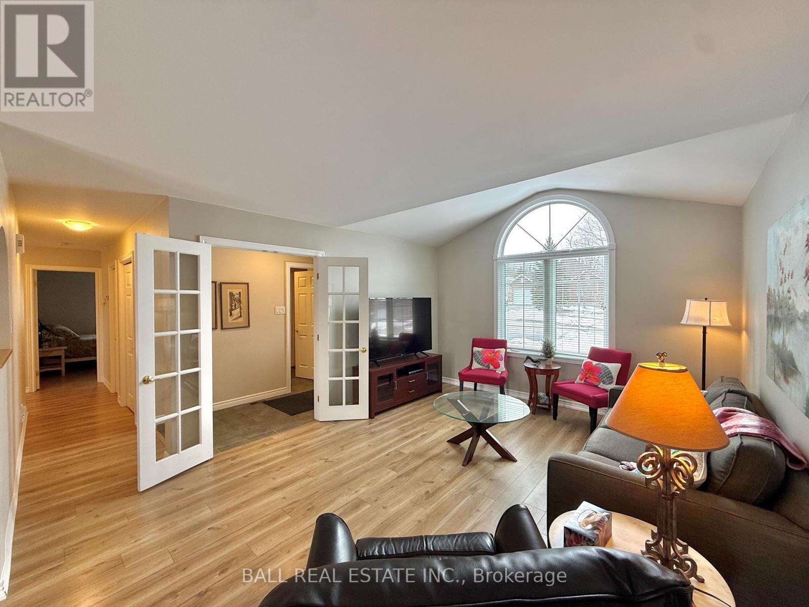 9 Francis Street, Selwyn, Ontario  K0L 2H0 - Photo 11 - X12913104