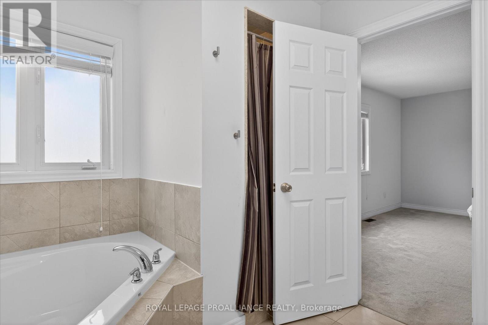 73 Briggs Grove, Peterborough (Monaghan Ward 2), Ontario  K9J 0C4 - Photo 29 - X12913172