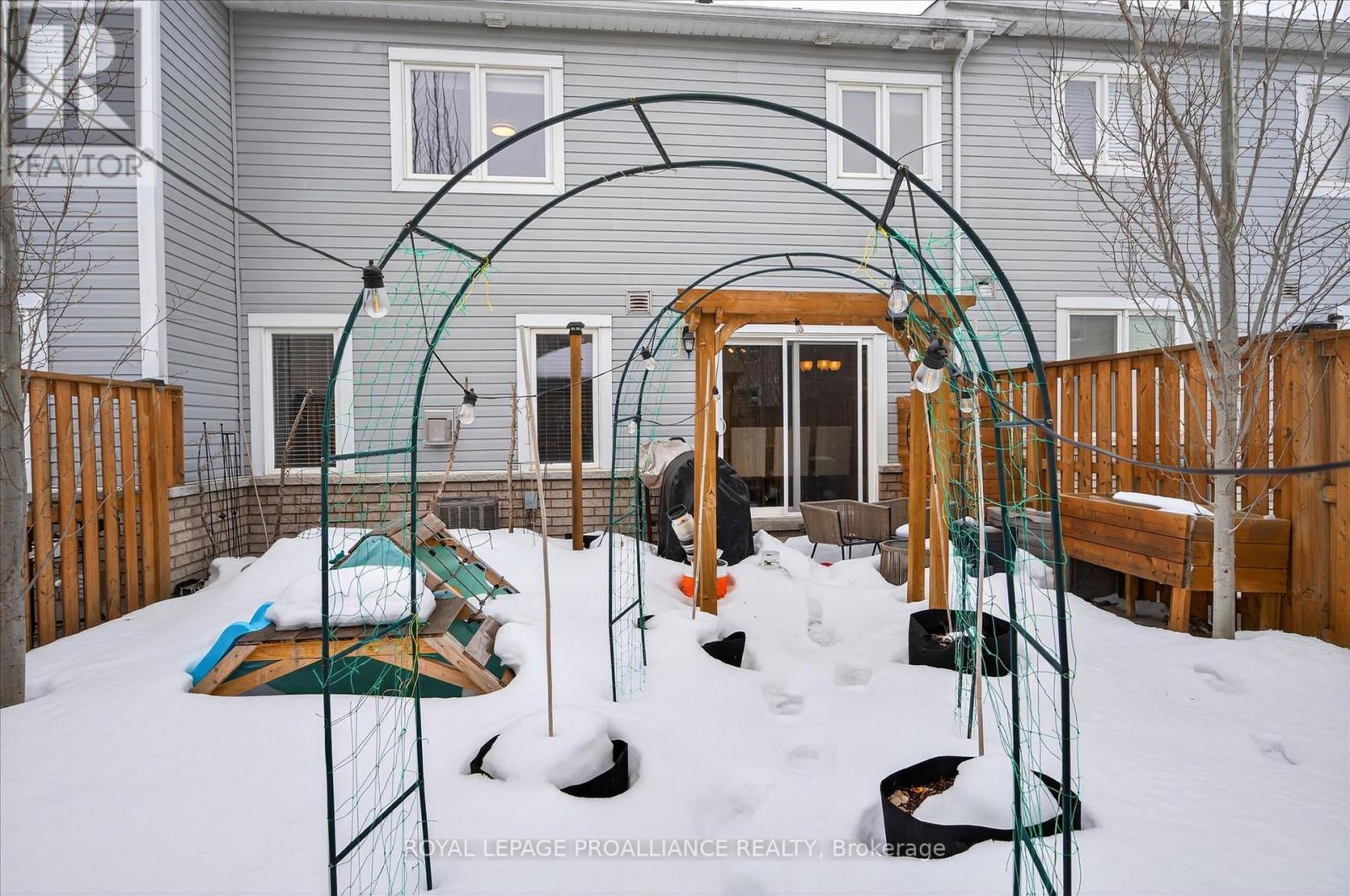 73 Briggs Grove, Peterborough (Monaghan Ward 2), Ontario  K9J 0C4 - Photo 50 - X12913172