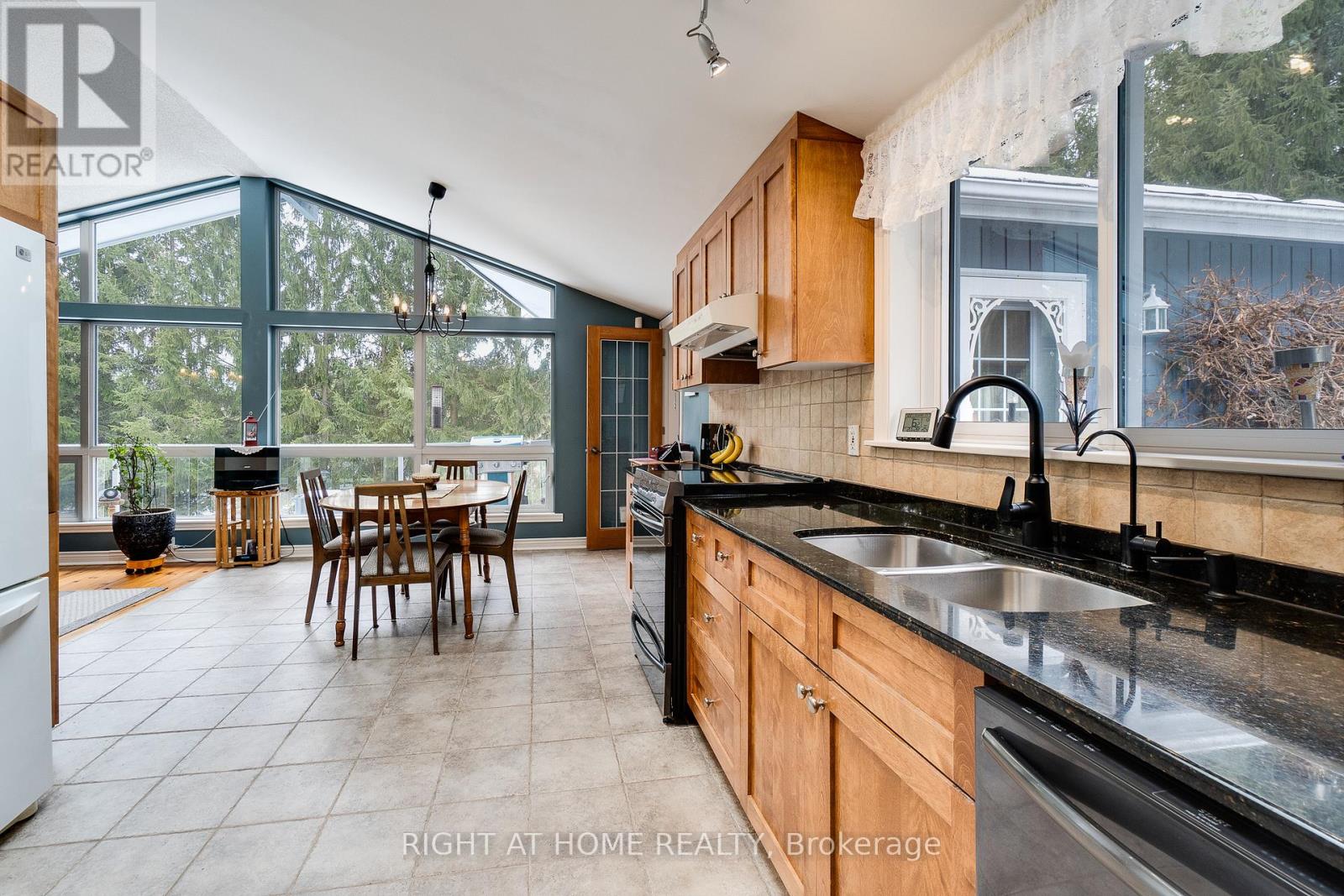 9632 County 10 Road, Port Hope, Ontario  L0A 1B0 - Photo 10 - X12913380