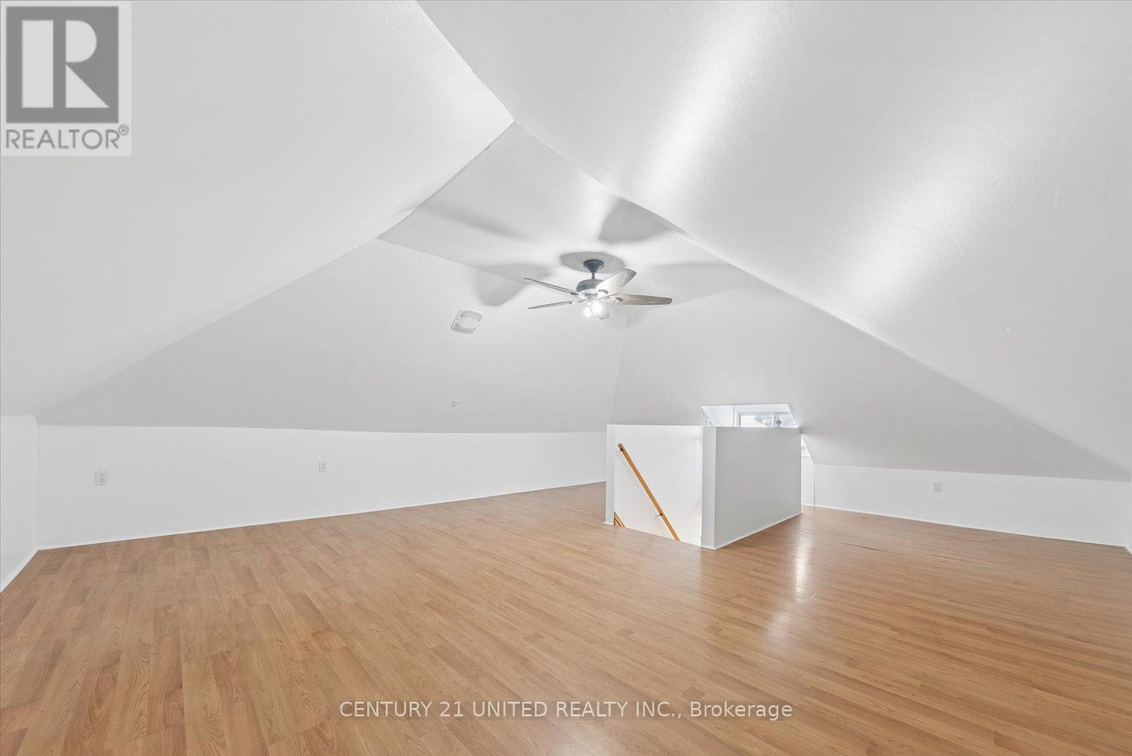 591 Mccannan Avenue, Peterborough (Town Ward 3), Ontario  K9J 4J7 - Photo 36 - X12913474