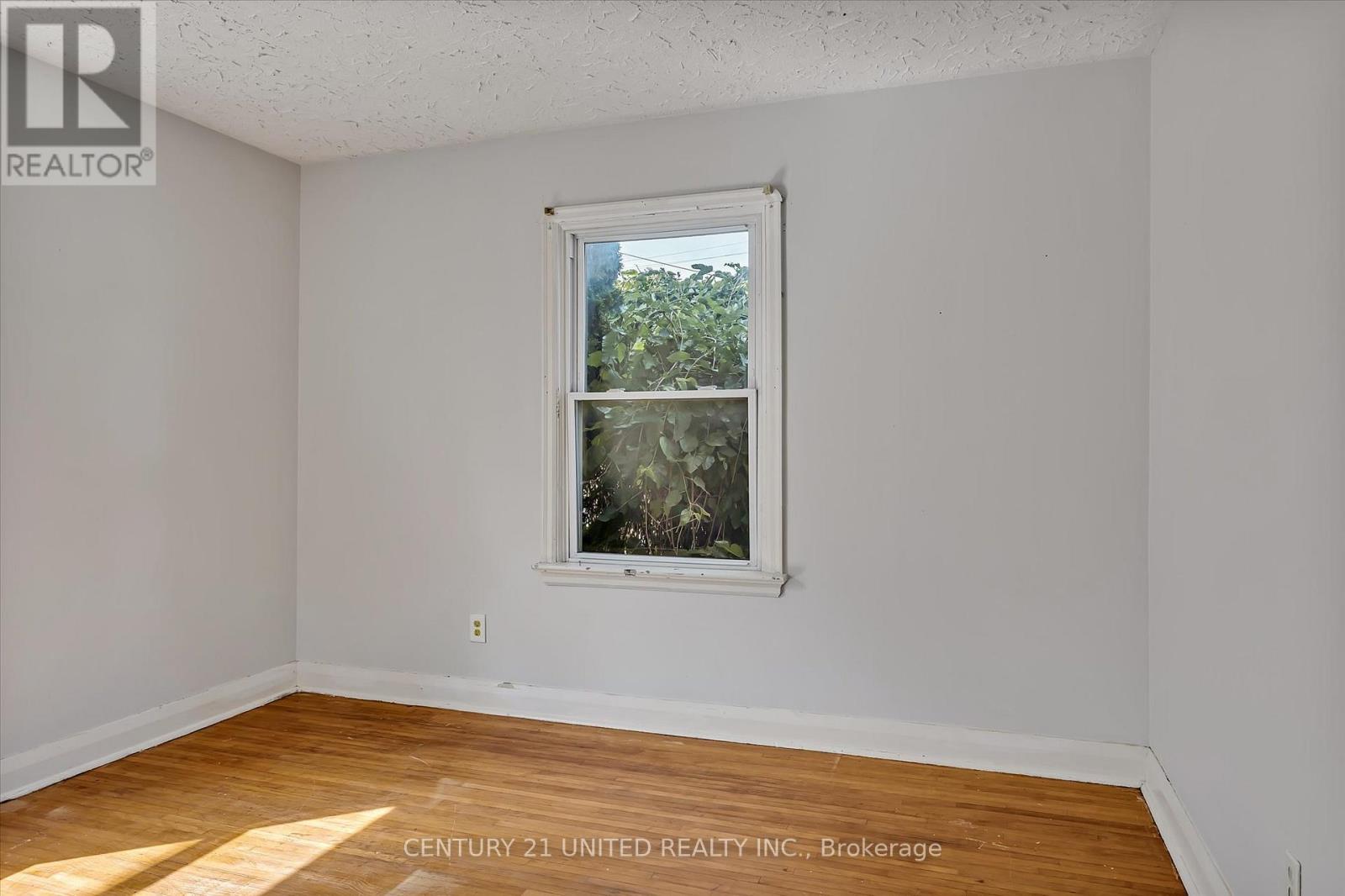 878 Chemong Road, Peterborough (Northcrest Ward 5), Ontario  K9H 5Z8 - Photo 14 - X12913512