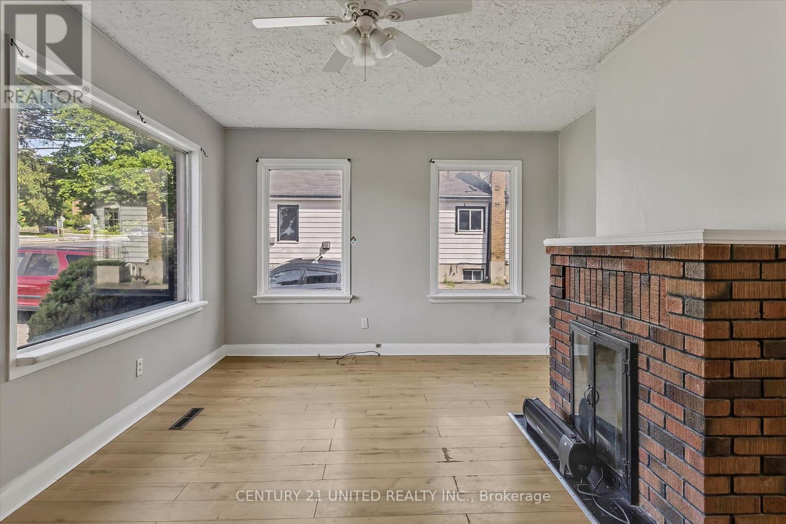 878 Chemong Road, Peterborough (Northcrest Ward 5), Ontario  K9H 5Z8 - Photo 6 - X12913512