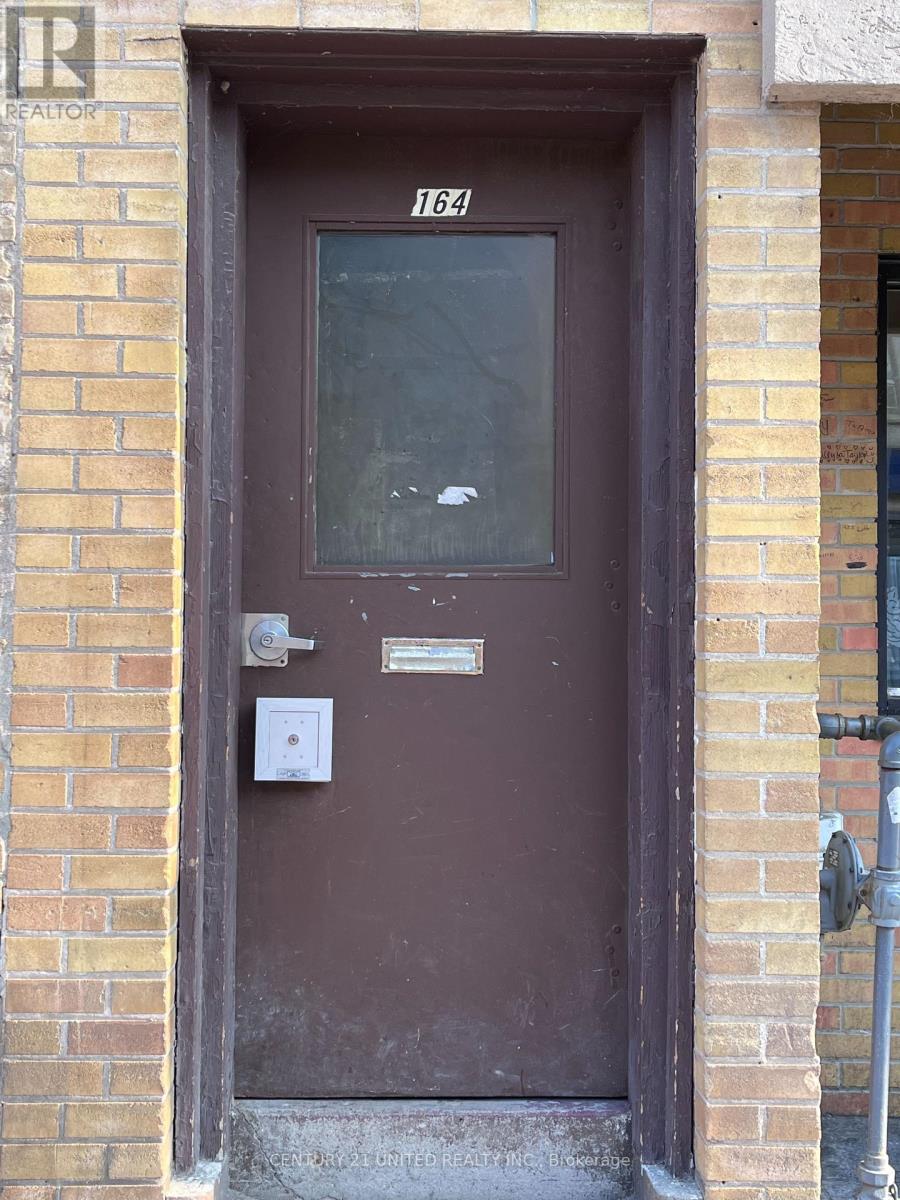 6 - 164 Charlotte Street, Peterborough (Town Ward 3), Ontario  K9J 2T7 - Photo 2 - X12913538