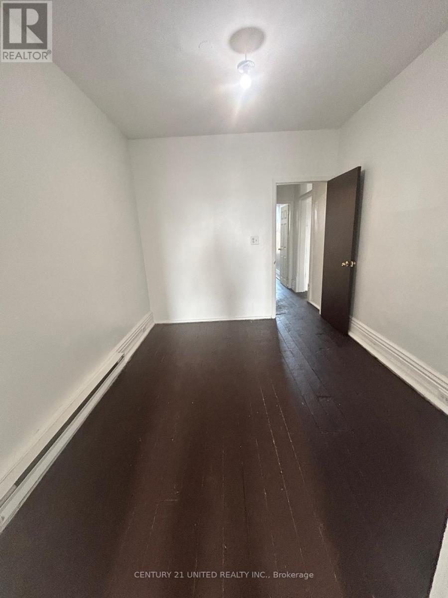 6 - 164 Charlotte Street, Peterborough (Town Ward 3), Ontario  K9J 2T7 - Photo 3 - X12913538