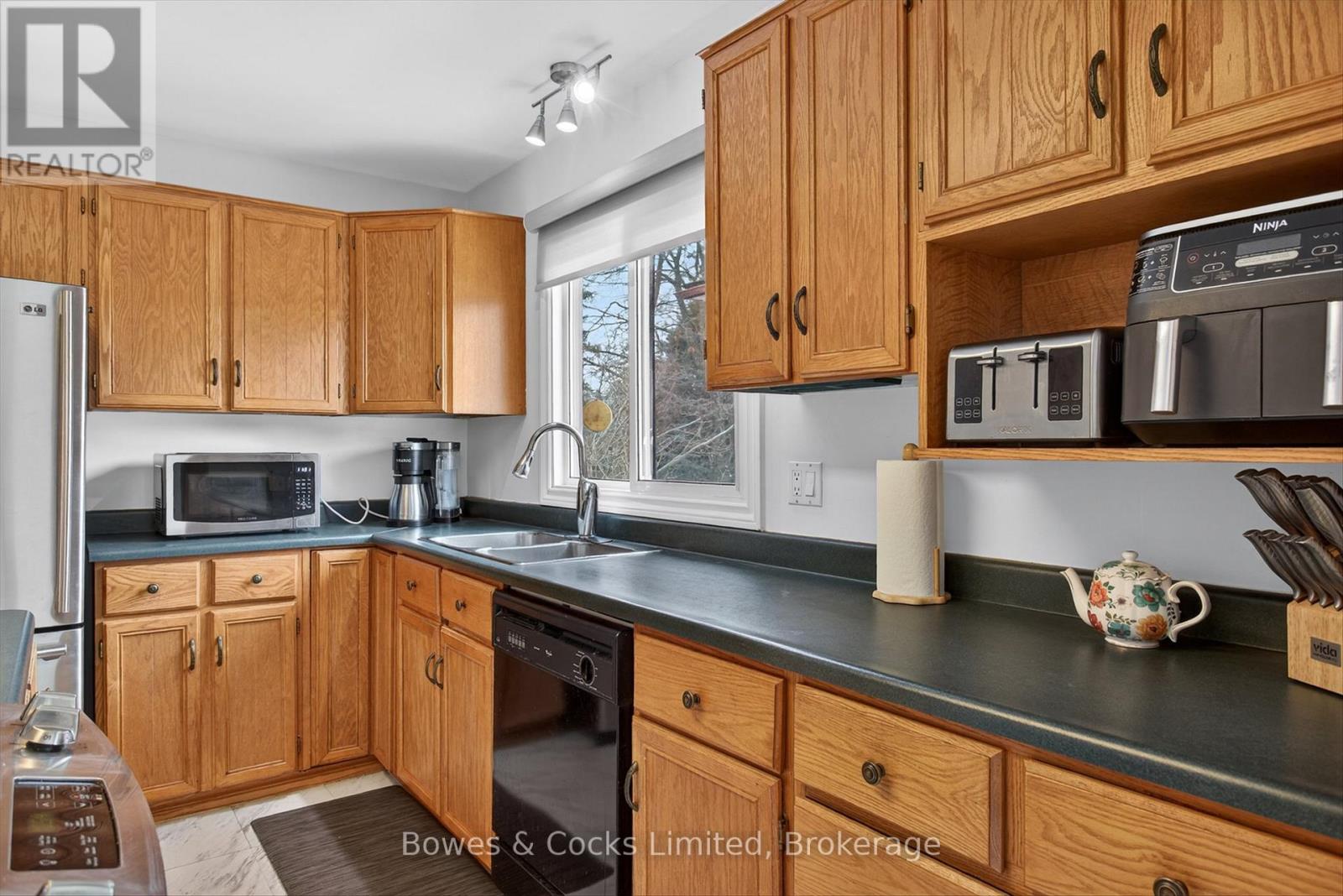 2233 Denure Drive, Peterborough (Monaghan Ward 2), Ontario  K9K 1V3 - Photo 16 - X12913698