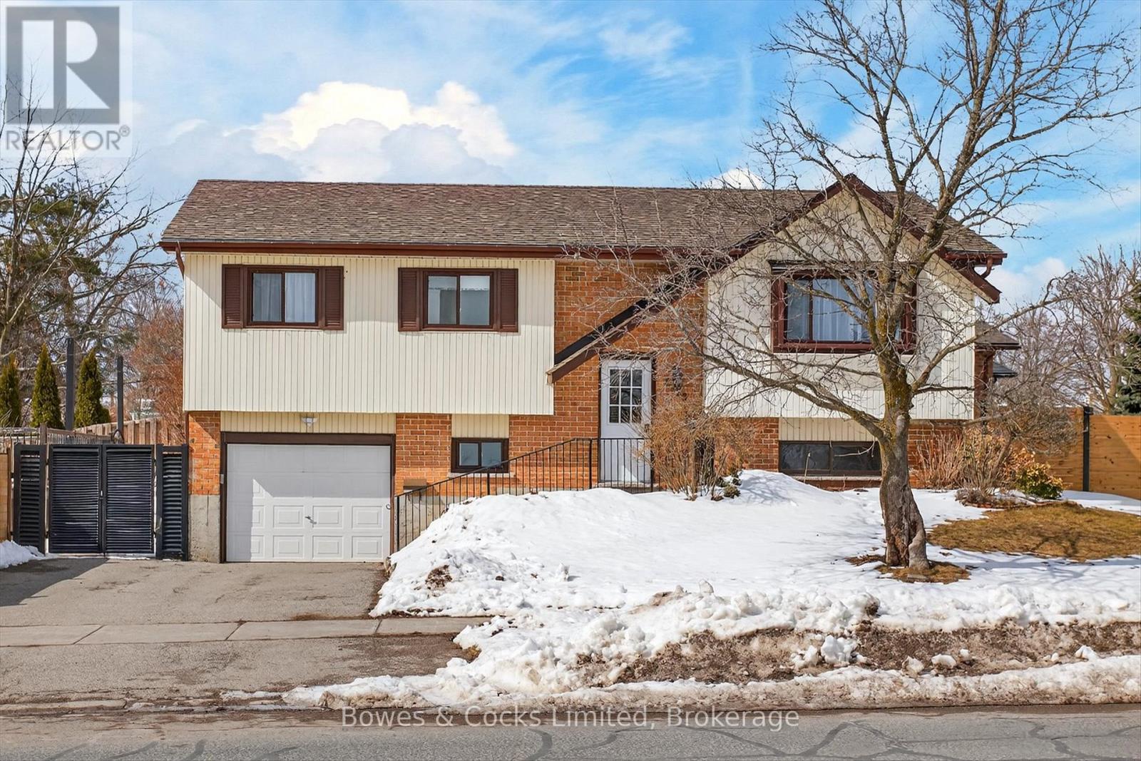 2233 Denure Drive, Peterborough (Monaghan Ward 2), Ontario  K9K 1V3 - Photo 2 - X12913698