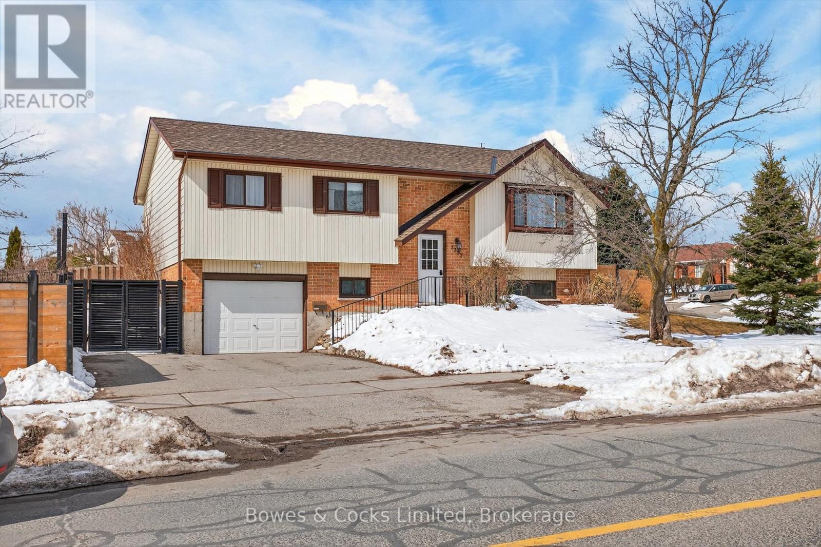 2233 Denure Drive, Peterborough (Monaghan Ward 2), Ontario  K9K 1V3 - Photo 4 - X12913698