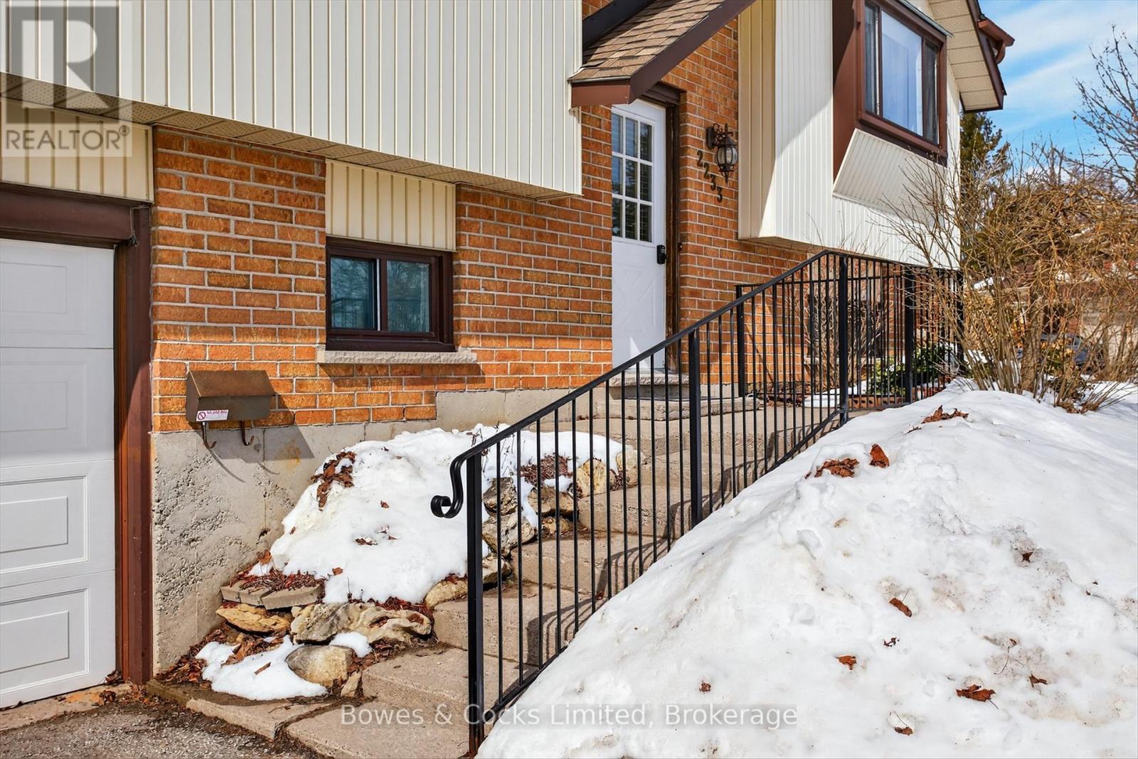 2233 Denure Drive, Peterborough (Monaghan Ward 2), Ontario  K9K 1V3 - Photo 6 - X12913698