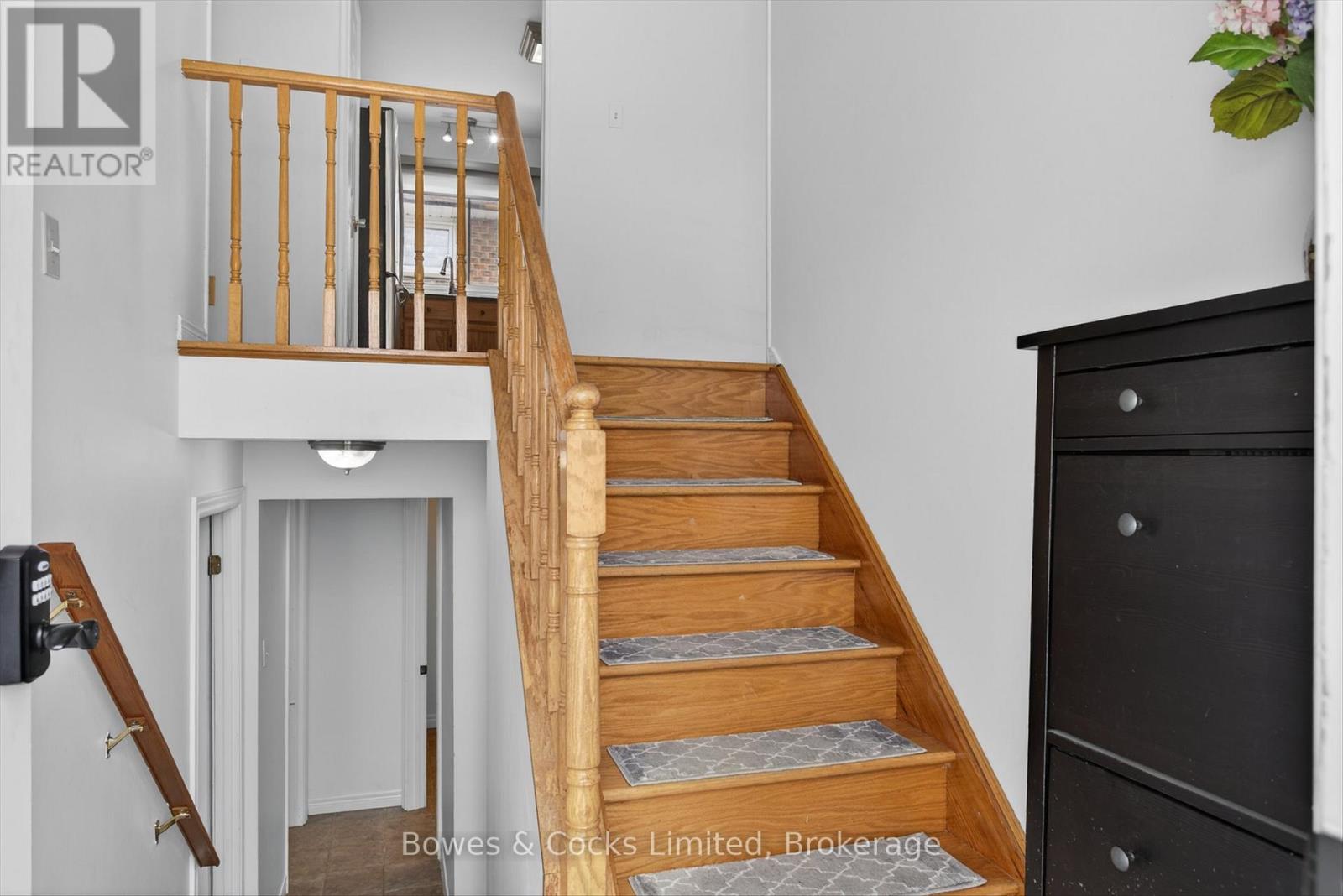 2233 Denure Drive, Peterborough (Monaghan Ward 2), Ontario  K9K 1V3 - Photo 7 - X12913698