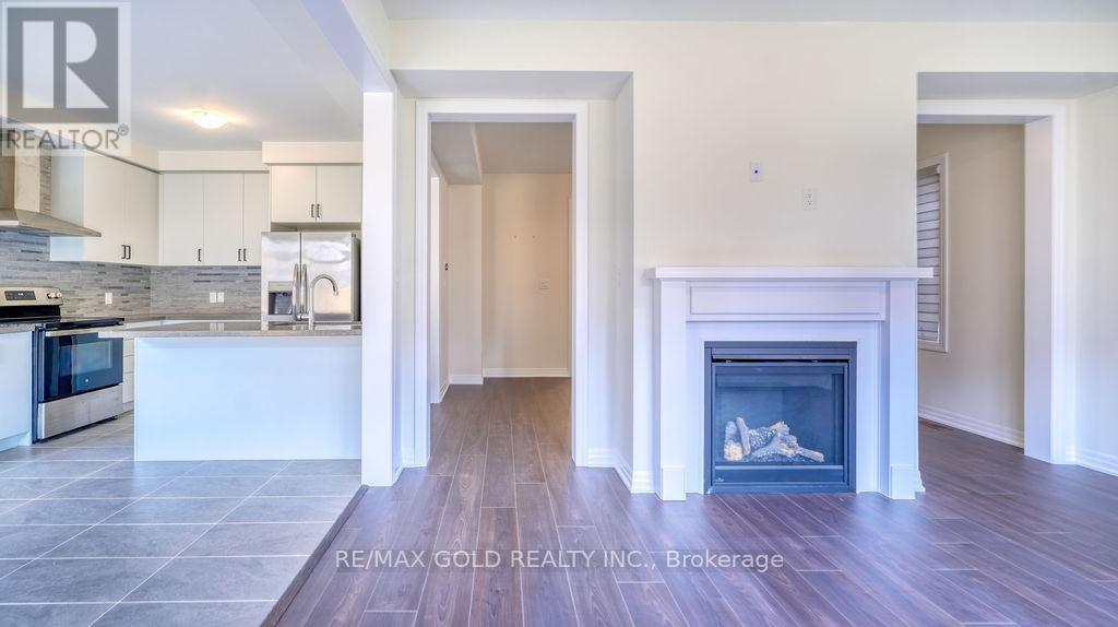 74 Northrop Avenue, Clarington (Newcastle), Ontario  L1B 1G9 - Photo 11 - E12914510