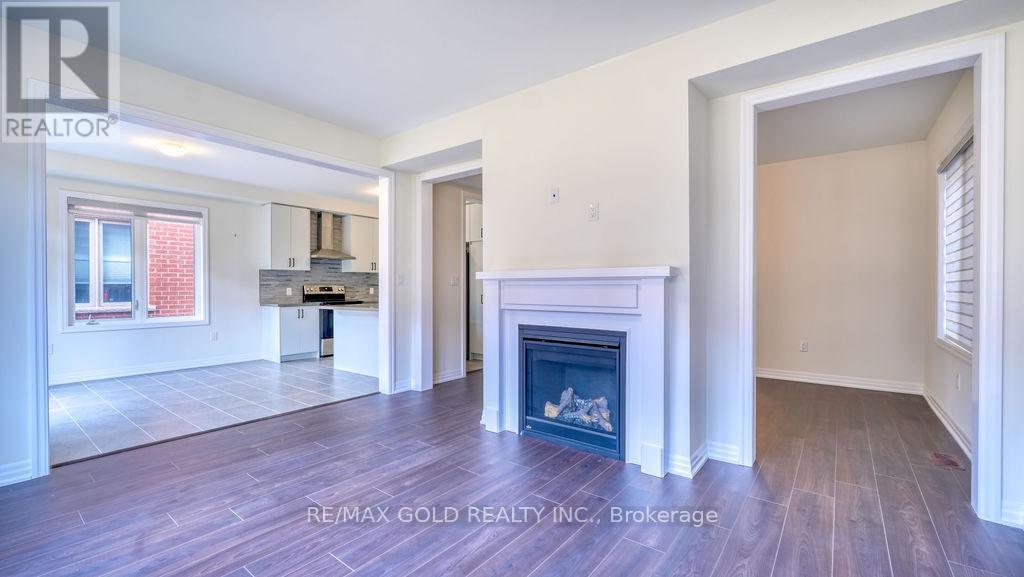 74 Northrop Avenue, Clarington (Newcastle), Ontario  L1B 1G9 - Photo 12 - E12914510