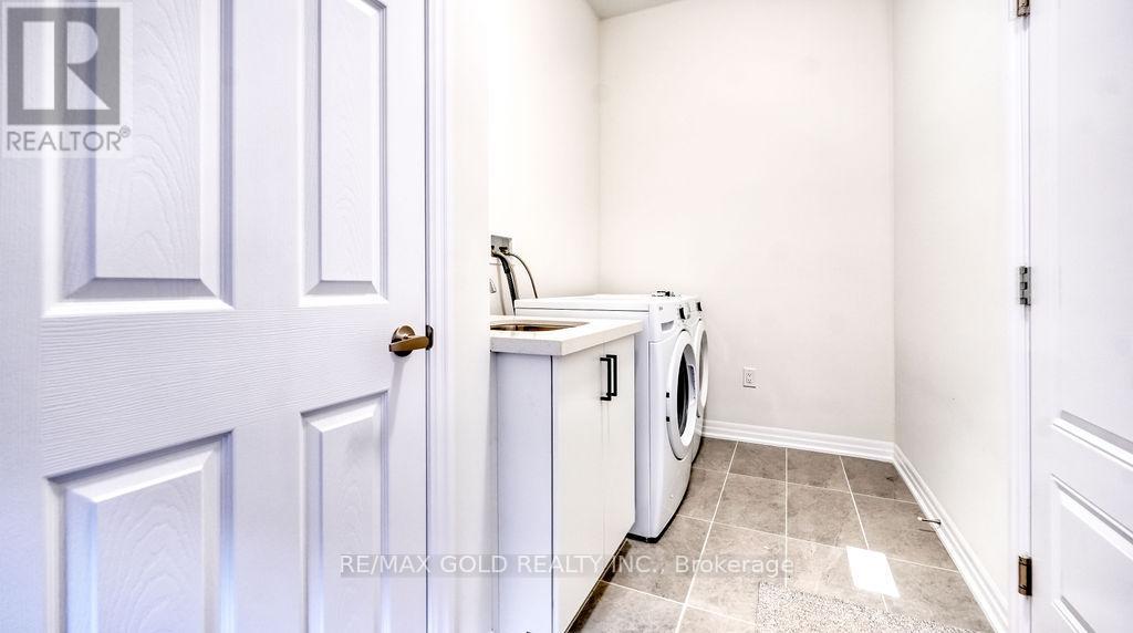 74 Northrop Avenue, Clarington (Newcastle), Ontario  L1B 1G9 - Photo 18 - E12914510