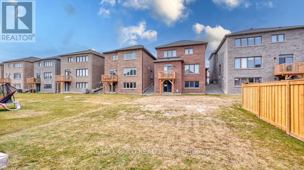 74 Northrop Avenue, Clarington (Newcastle), Ontario  L1B 1G9 - Photo 38 - E12914510