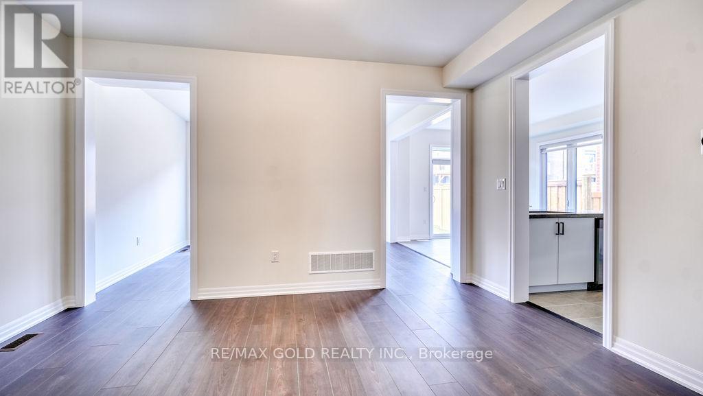 74 Northrop Avenue, Clarington (Newcastle), Ontario  L1B 1G9 - Photo 8 - E12914510