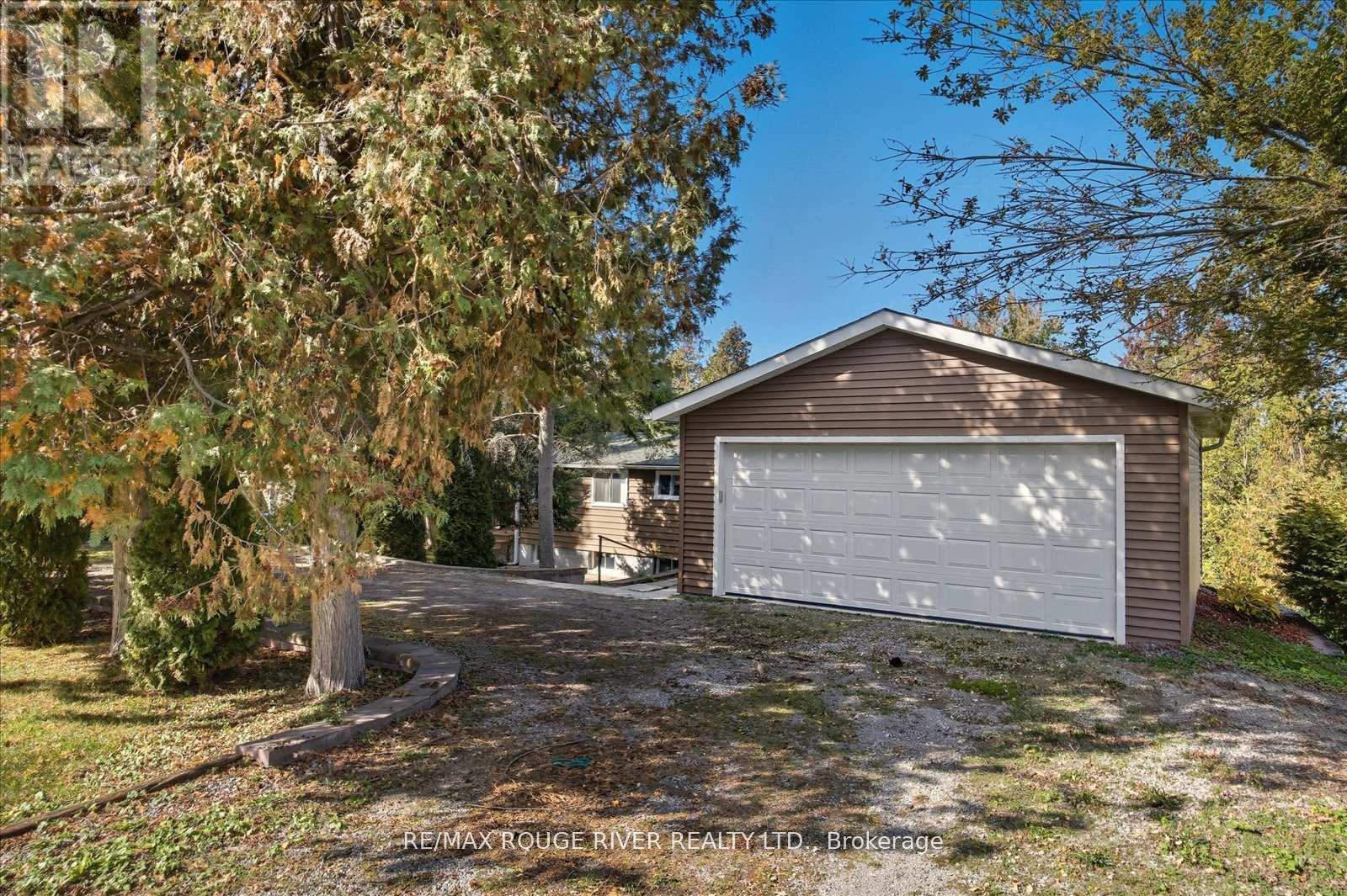 65 Cedarview Drive, Kawartha Lakes (Omemee), Ontario  K0L 2W0 - Photo 3 - X12914826