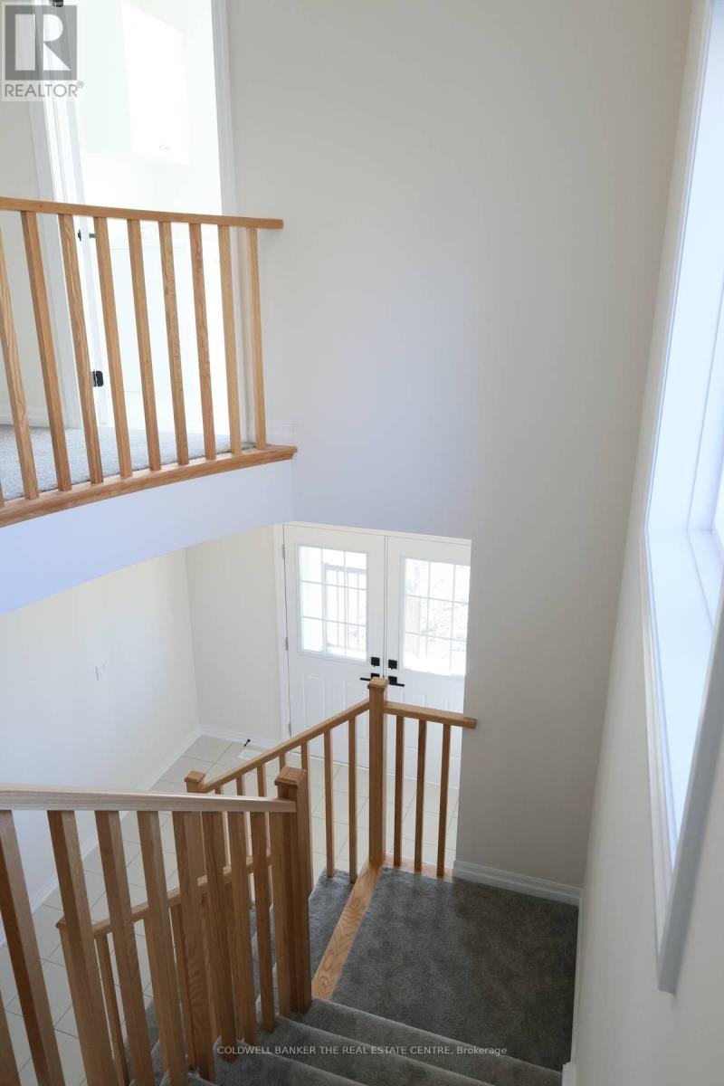 6 Fisher Road, Kawartha Lakes (Lindsay), Ontario  K9V 0P9 - Photo 17 - X12914646