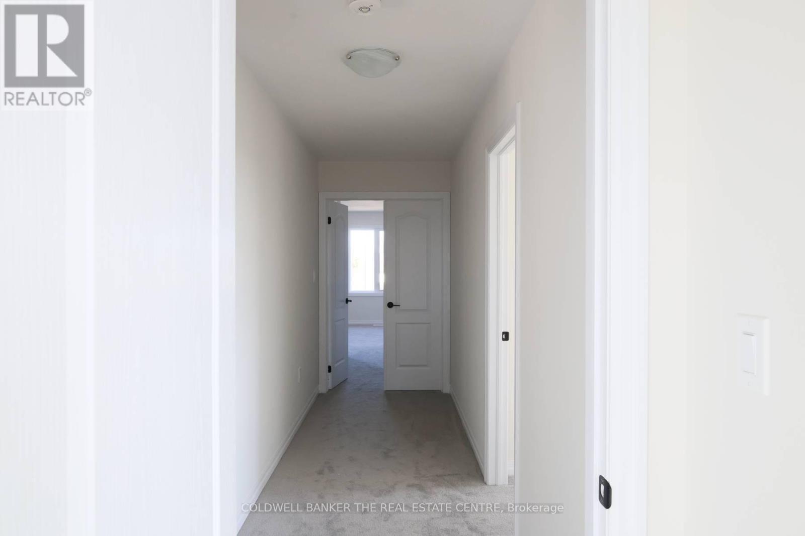 6 Fisher Road, Kawartha Lakes (Lindsay), Ontario  K9V 0P9 - Photo 22 - X12914646