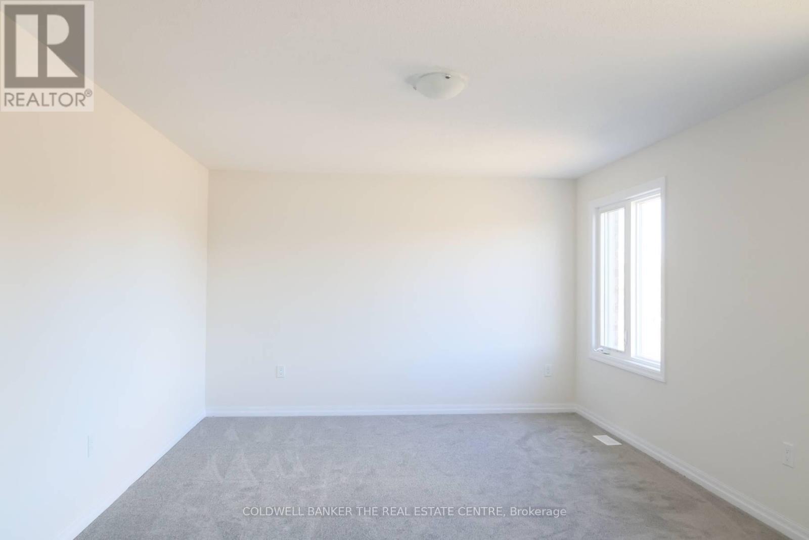 6 Fisher Road, Kawartha Lakes (Lindsay), Ontario  K9V 0P9 - Photo 33 - X12914646