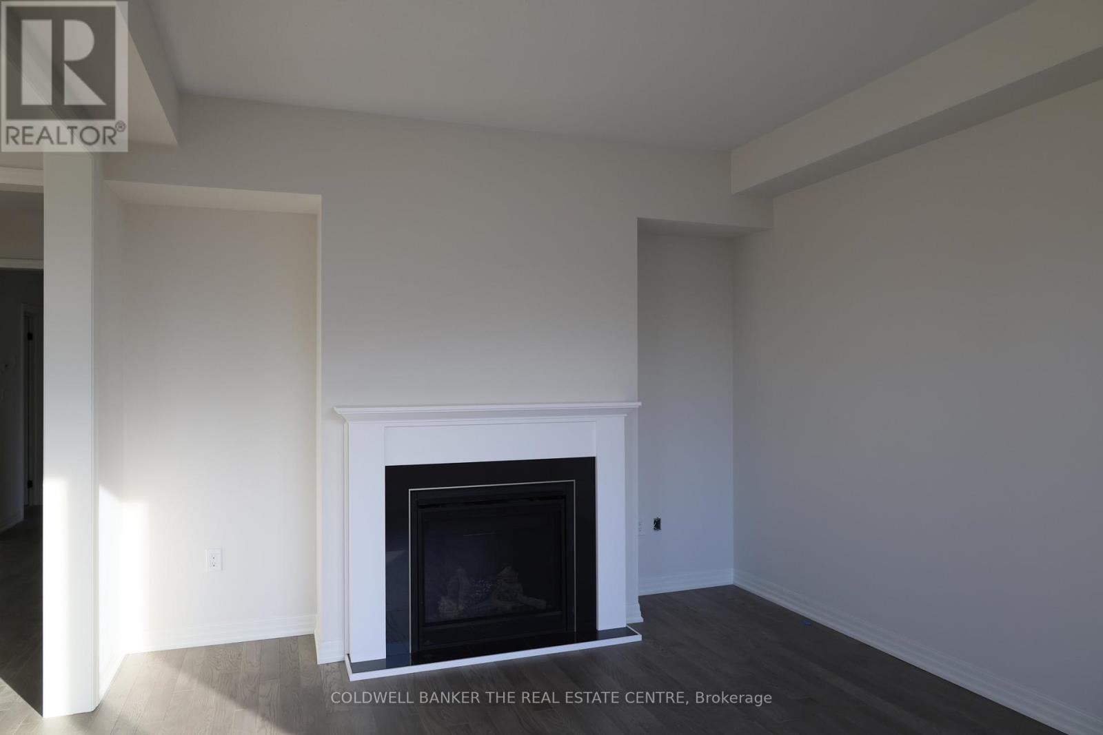 15 Fisher Road, Kawartha Lakes (Lindsay), Ontario  K9V 0E5 - Photo 14 - X12914806