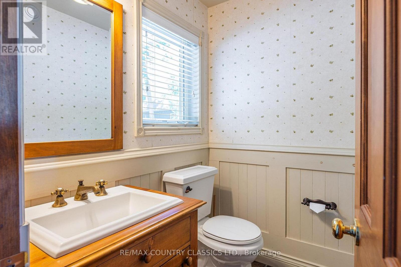 119 Fire Route 89b, North Kawartha, Ontario  K0L 1A0 - Photo 24 - X12915056