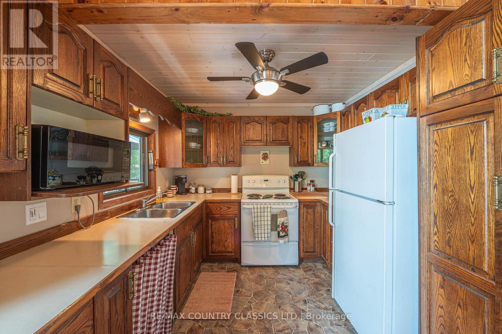 217 Moffat Road, North Kawartha, Ontario  K0L 1A0 - Photo 26 - X12915058